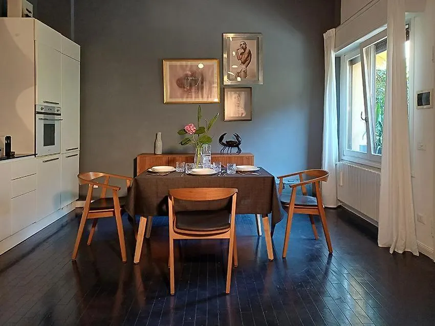 Apartment Ferienwohnung Elegant Stylish House Milano With Garden & Ac