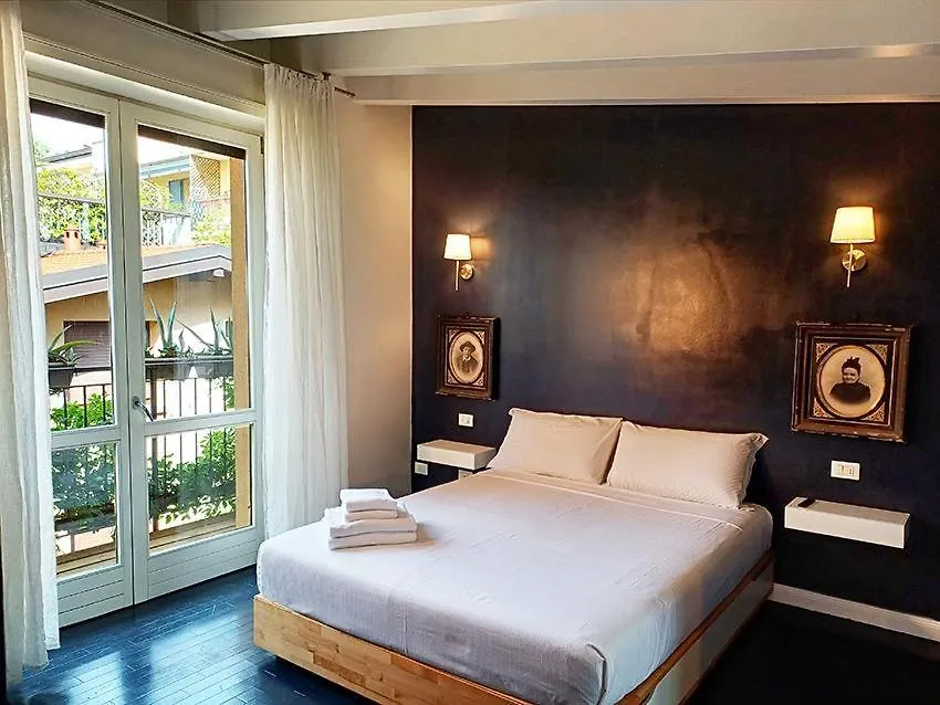 Elegant Stylish House Milano With Garden & Acアパートメント