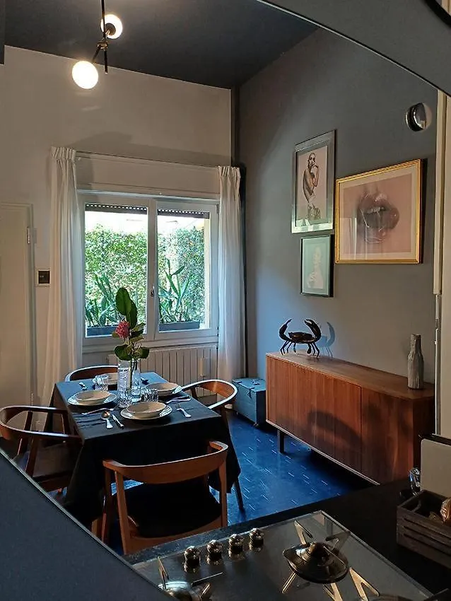 Elegant Stylish House Milano With Garden & Acアパートメント イタリア